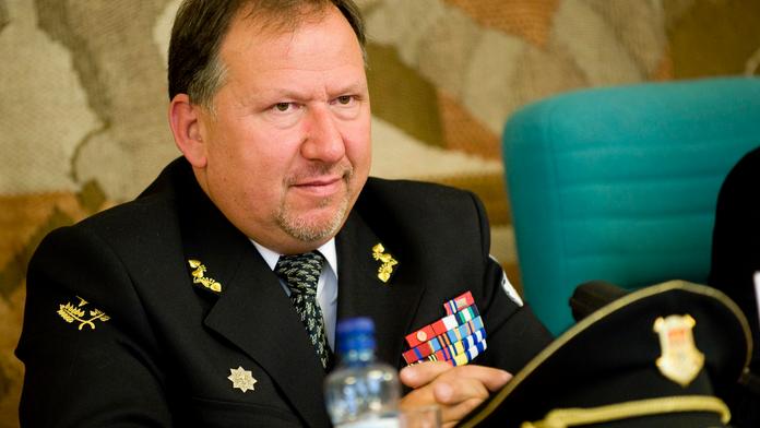 Kotrouš zůstává u policie. Dali mu jen jinou práci