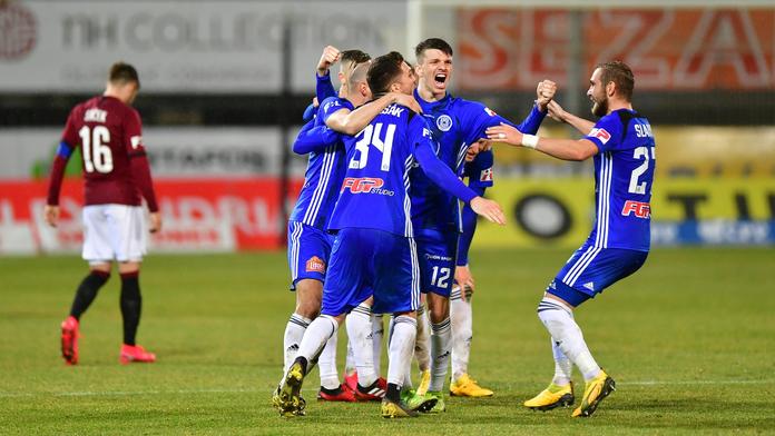 Kotalova hořká premiéra. Sparta se probudila pozdě, výhru uhájila Sigma!