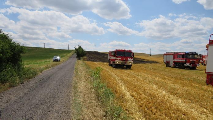 Sériový žhář řádil roky na Břeclavsku, teď hasičům splácí nemalé peníze