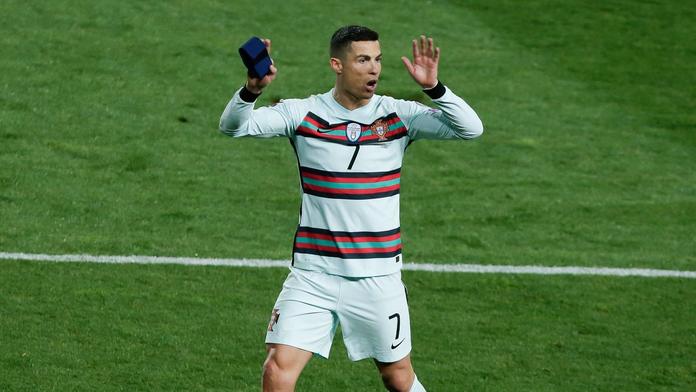 Nevědomá Ronaldova pomoc: Zahozená páska vydělala skoro dva miliony!