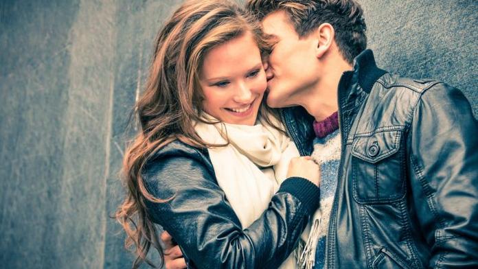Tisíce lidí o sobě tvrdí, že jsou sapiosexuálové! Co to znamená?