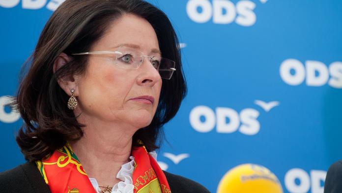 Češi ztrácejí důvěru v političky. Nejvíce věří Miroslavě Němcové