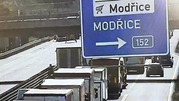 Dopravní nehoda na D2