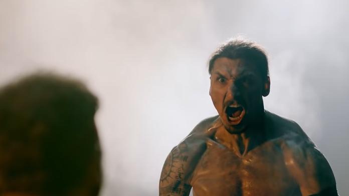 Fotbalový Rambo?! Ne, to jen střelec Zlatan opět baví fanoušky!