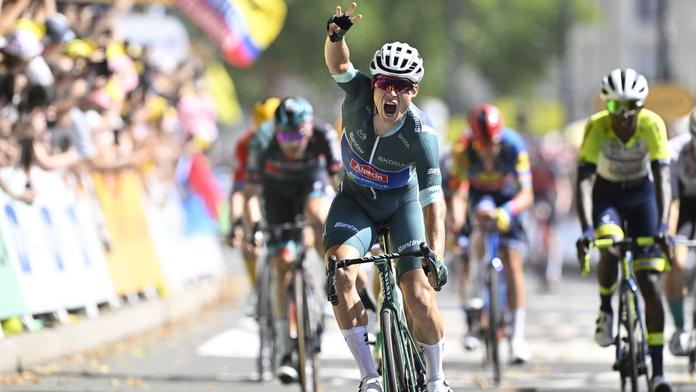 Cavendish byl kousek od nesmrtelnosti. Třetí výhru na Tour ale slaví Philipsen