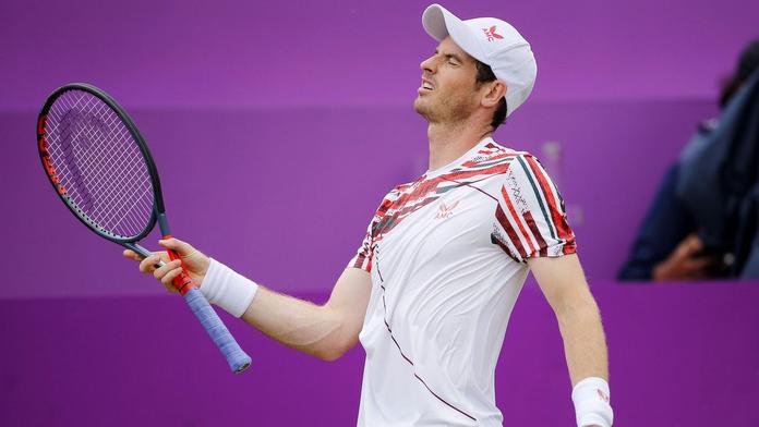 Murray si odskočil na zápas Eura, před Wimbledonem přišel o hlas