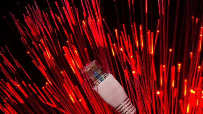 Čína spouští nejrychlejší internetovou síť na světě