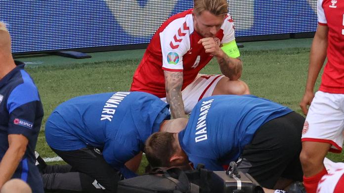 Kjaer je příkladný kapitán. AC Milán zvažuje, že mu dá pásku
