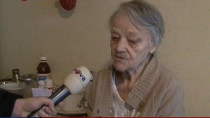 Zlodějka okradla stařenku o celoživotní úspory