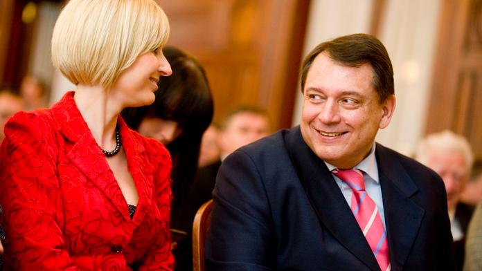 Pomluvy, potrat, boj o život: Láska a krize manželů Paroubkových!