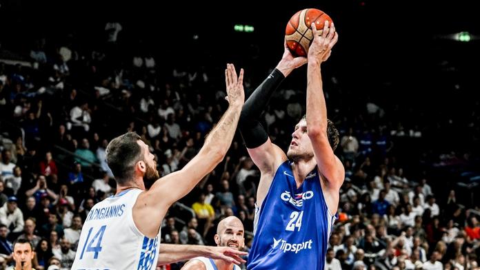 Čeští basketbalisté bojovali ze všech sil, favoritovi z Řecka ale nakonec podlehli
