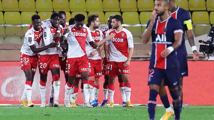 Souboj o první místo v Ligue 1 skončil bezbrankovou remízou