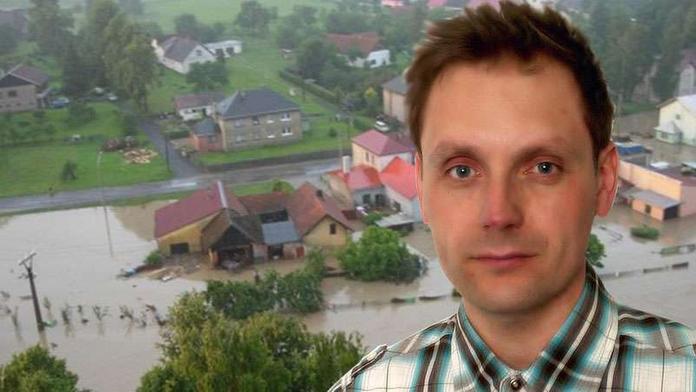 Povodeň očima reportéra, který strávil den v místech zkázy
