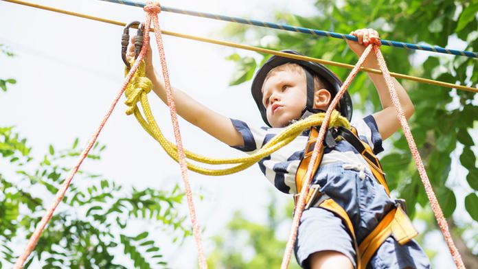 Vážné zranění v lanovém centru! Pro chlapce (8) letěl vrtulník