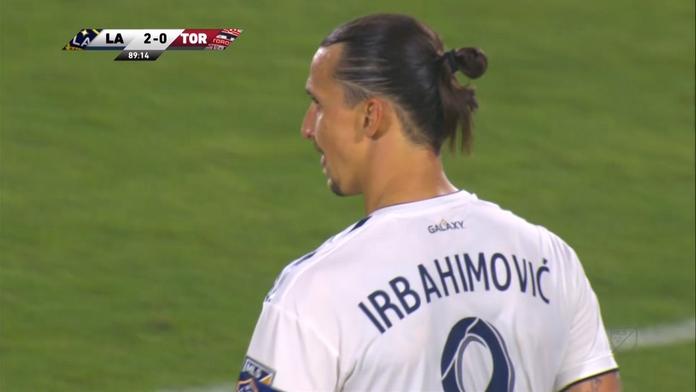 Irbahimovic? Zlatanovi zkomolili jméno. Švéd byl přesto hvězdou zápasu
