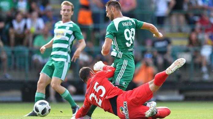 Zachoval se jak sobec a skončil: Číslo 99 opouští Bohemku!