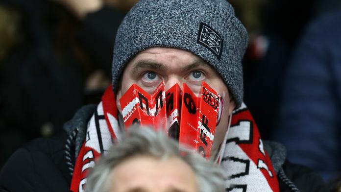 Jedeme dál, hlásí KHL. Diváky už ale v Astaně na hokej nepustí