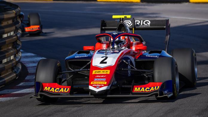 Roman Staněk při závodu v Macau