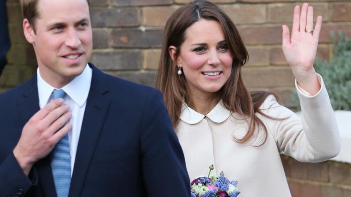 Jaká budoucnost čeká syna Kate a Williama? Ať jde do práce, chtějí Britové!