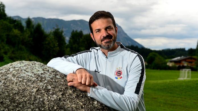Stramaccioni ve Spartě nekončí. Potvrdil to šéf klubu, fanoušci zuří!