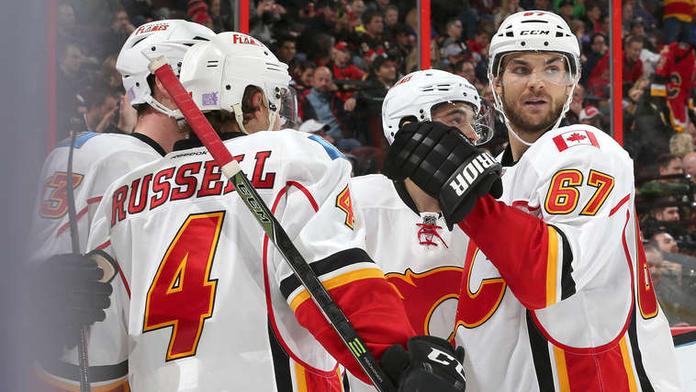 Kanadské derby přineslo čtyři české body, Calgary ale zase padlo