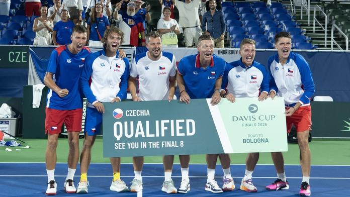Čeští tenisté v USA slavili postup na finálový turnaj Davis Cupu