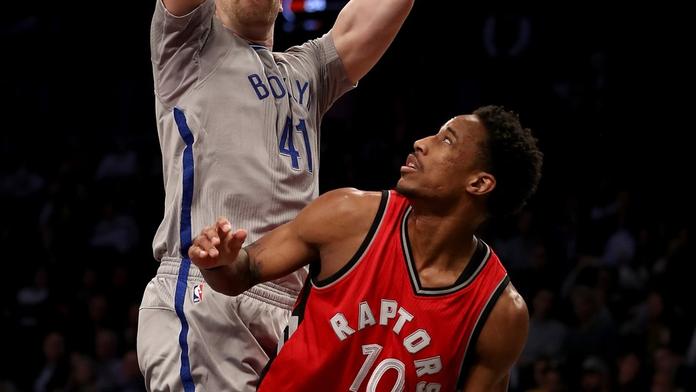 Brooklyn se v New Orleans utrhl ze řetězu! Nastřílel 143 bodů