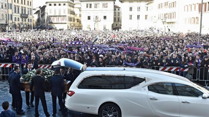Itálie se loučila s Astorim: Dorazili Buffon,Totti a tisíce fanoušků