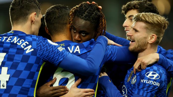 Sponzoři se k Chelsea točí zády. Hrozí, že nedohraje sezonu, píší v Británii