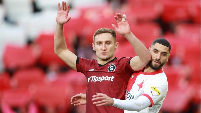 Slávisté řvali na Kuchtu, Sparta setkání vysvětlila. Tvrdík chování odsuzuje