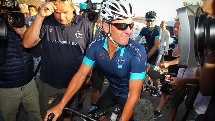 Cože?! Král dopingu a lhář Lance Armstrong bude opět závodit!
