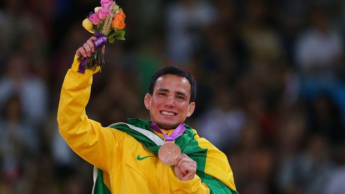 Brazilský judista si při sprchování rozbil olympijskou medaili