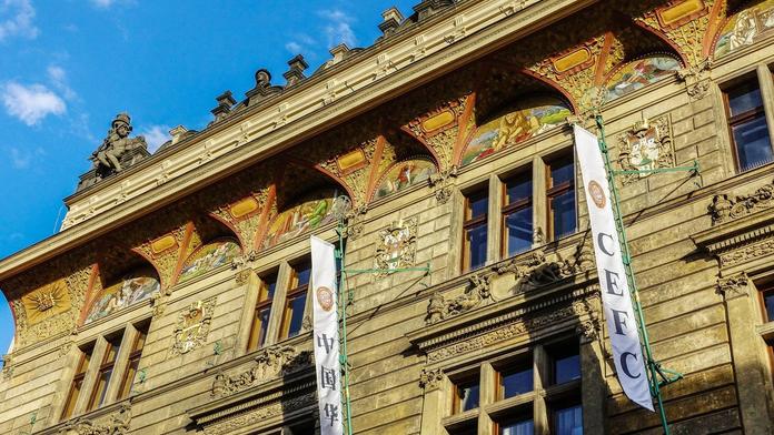J&T dosadila své lidi do vedení dceřinných firem patřících CEFC