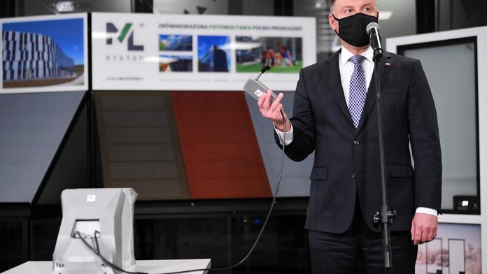 Konec "špejlí" v nose! Detektor odhalí covid z dechu do několika minut