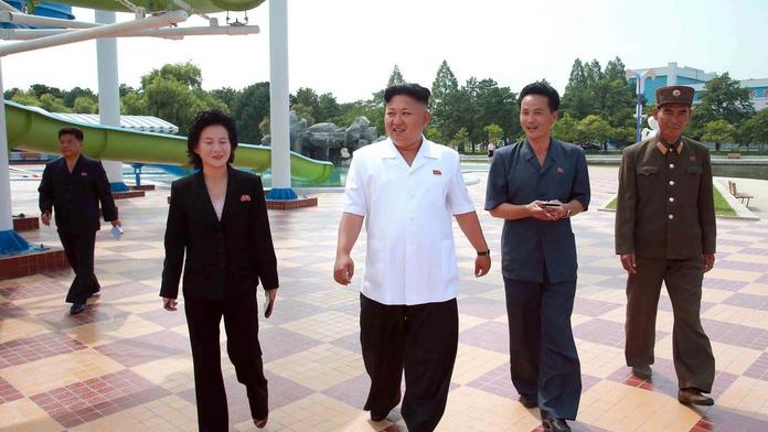 Kim Čong-un je možná po smrti. Dynastii může převzít jeho sestra!