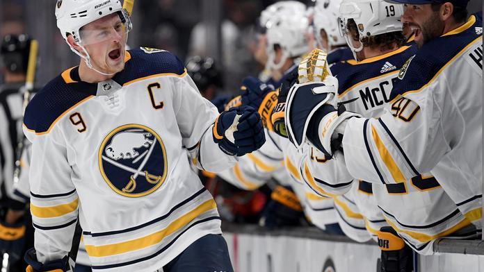 Hokejová paráda! Eichel vyškolil obranu soupeře a dal krásný gól