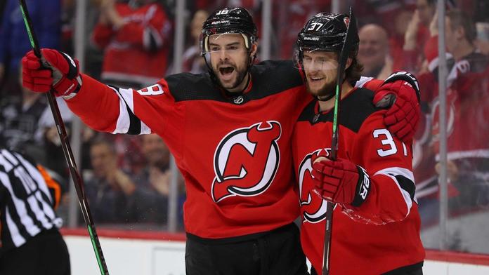 Zacha hvězdou utkání, Pastrňák poslal Boston do play off