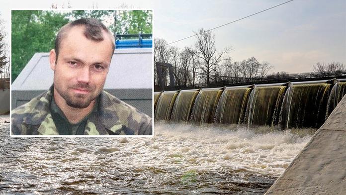 Voják Tomáš zachránil tonoucí děti a matku. Udělal by to každý, tvrdí