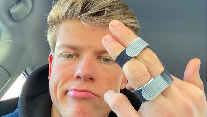 Smůla olympijského vítěze. O hrací automat si zlomil prst