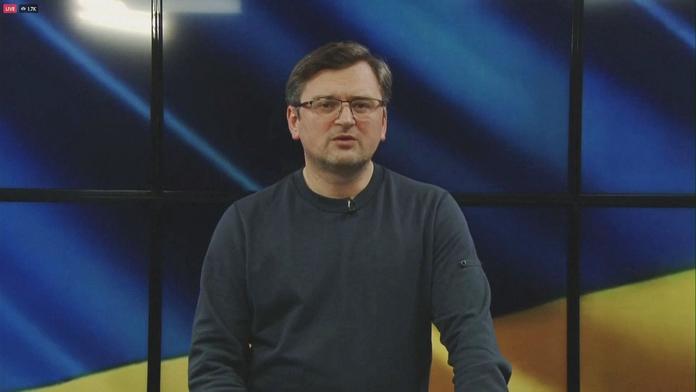 Pomozte odvrátit větší válku, vyzývá Kuleba. Řekl, co je nyní potřeba udělat