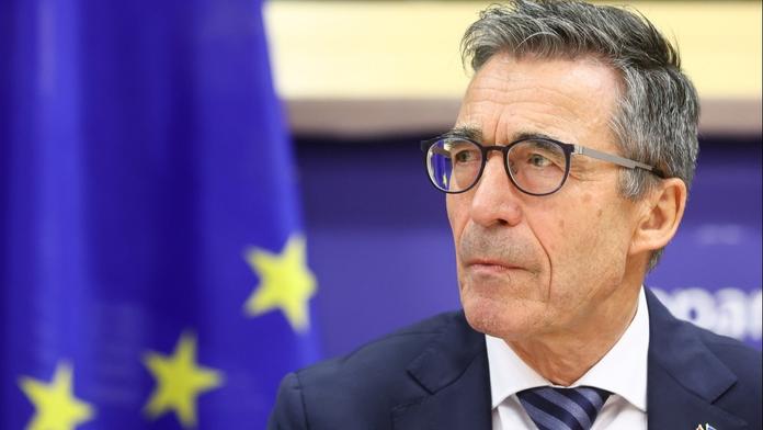 Země NATO mohou brzy poslat na Ukrajinu vojáky, míní bývalý generální tajemník