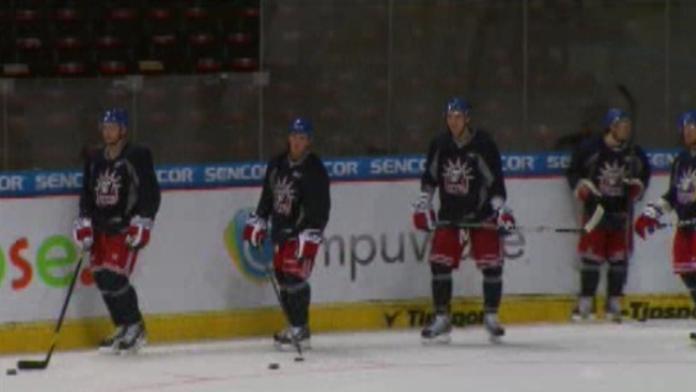 Hokejisté Rangers trénovali na Spartě, kouč Tortorella hráče nešetřil