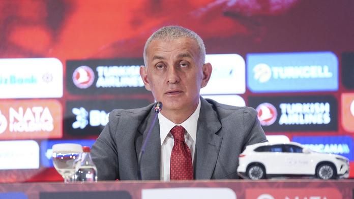 Prezident Turecké fotbalové federace Ibrahim Haciosmanoglu