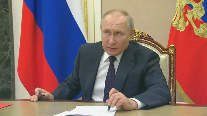 Zásoby Putinovy armády se tenčí. Na bojišti přišla o tisíce kusů techniky