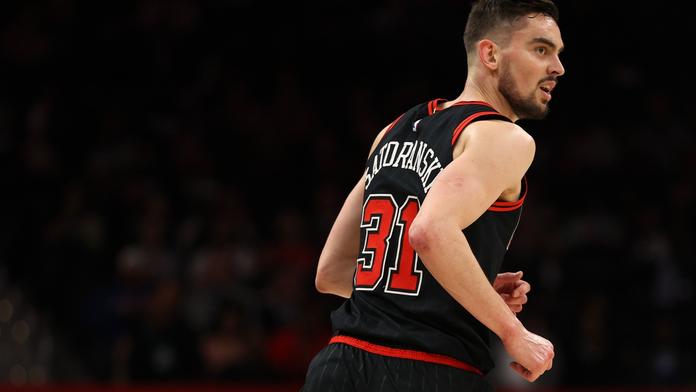 Satoranský nedal ani bod, jeho Chicago padlo s Phoenixem
