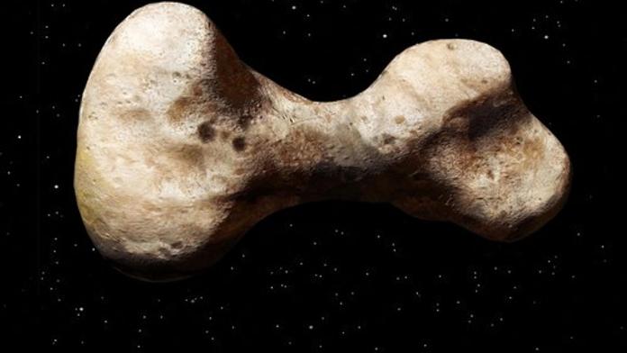 Astronomové pořídili nové fotky záhadné planetky, vypadá jako psí kost