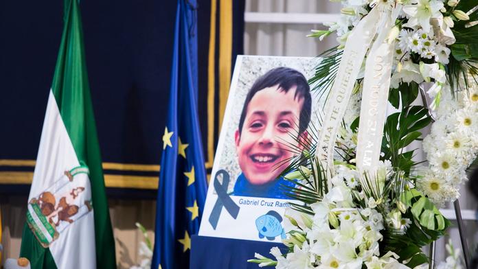 Macecha pátrala po Gabrielovi (8). Tělo chlapce našli v jejím autě