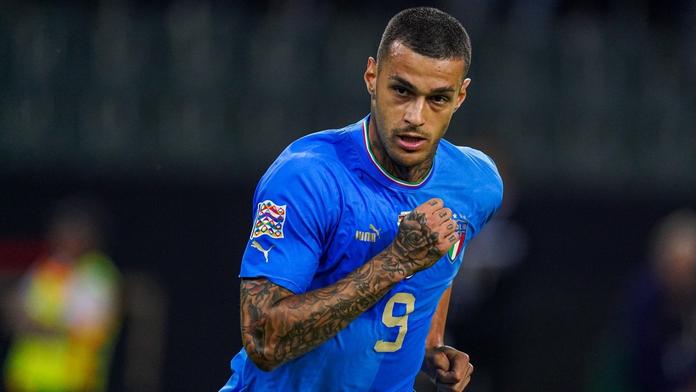 Nový spoluhráč pro Součkův tým. Do West Hamu míří italský reprezentant