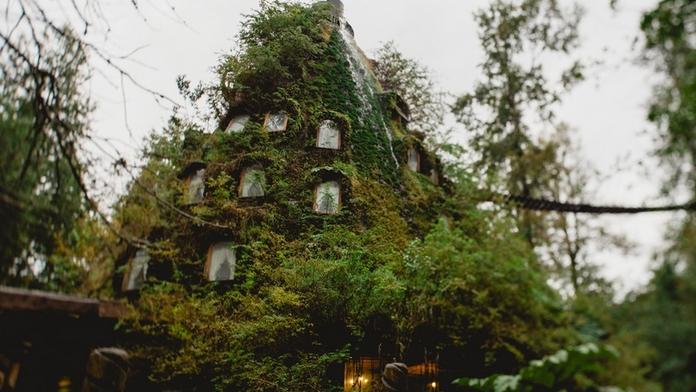 Nejkouzelnější hotel světa je umístěn přímo v sopce