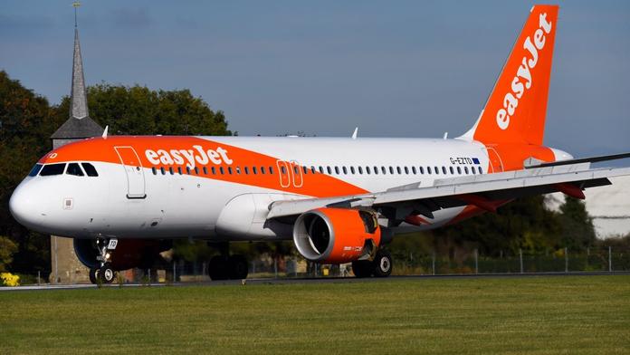 Hackeři ukradli údaje 9 milionů zákazníků Easyjet. Některým i platební karty